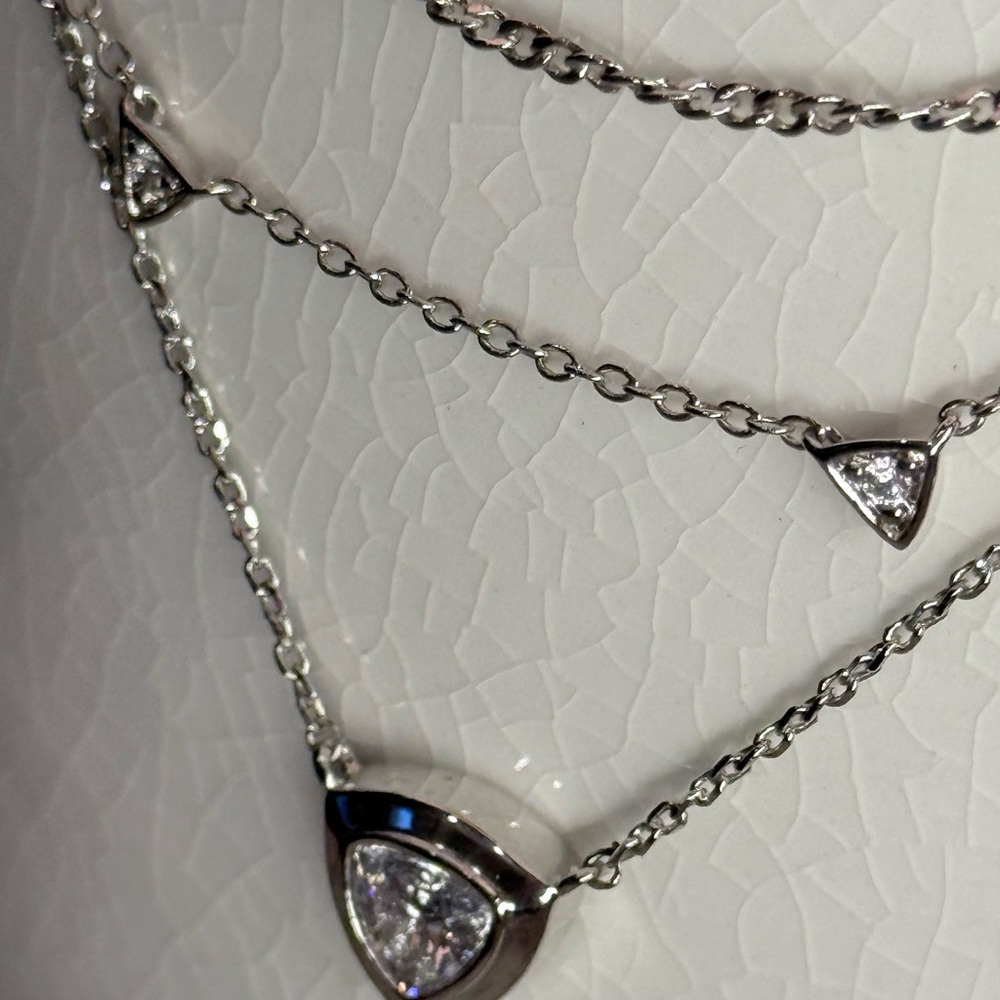 Kendra Scott Silver Layered Crystal Triangle Necklace NWT - Picture 9 of 15